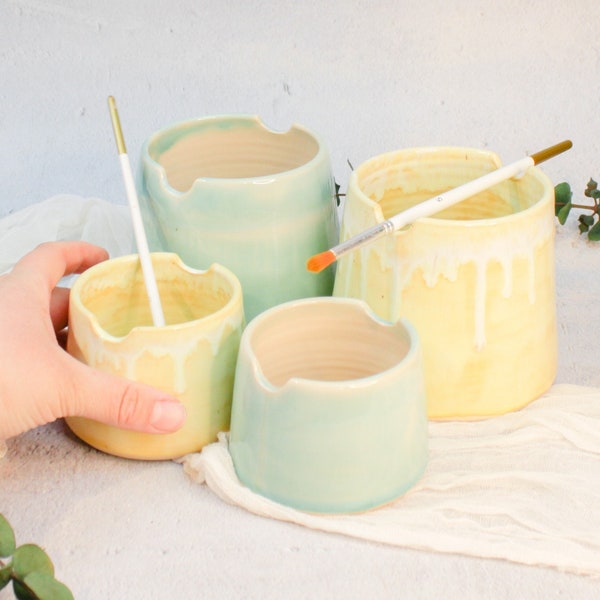 Vaso de agua para pintar (varios colores), regalo para pintores y artistas, vaso de pintura hecho a mano, plato de cerámica para acuarela, regalos navideños