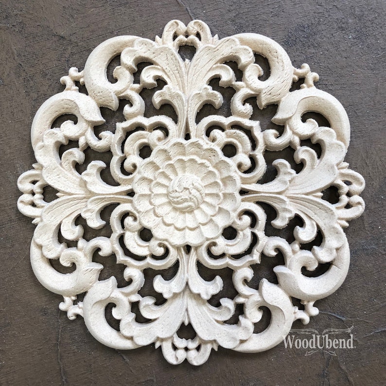 woodubend 14.2 x 14.2 cm,  decorative  carved quatrefoil Applique/WoodUbend Furniture Moulding, SKU 2171 Bendable when heated 