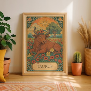 Può includere: Una stampa artistica incorniciata con un toro marrone adornato da una corona floreale, che riposa in un campo di papaveri rossi e gigli gialli. L'opera d'arte ha uno stile vintage con la parola "TAURUS" visualizzata in basso.