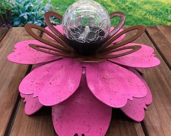 Solar Flower, Outdoor Solar light, Metal Flower, Solar light for garden, Outdoor centerpiece, outdoor party centerpiece, gift for mom