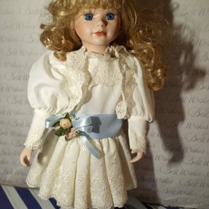 Antique Porcelain Doll's, Collectible Doll's, Lynn Kingstate