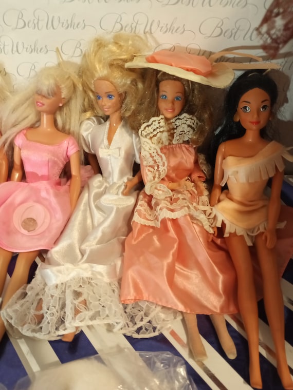 En todo el mundo toxicidad es suficiente Muñecas Barbie antiguas y accesorios - Etsy México