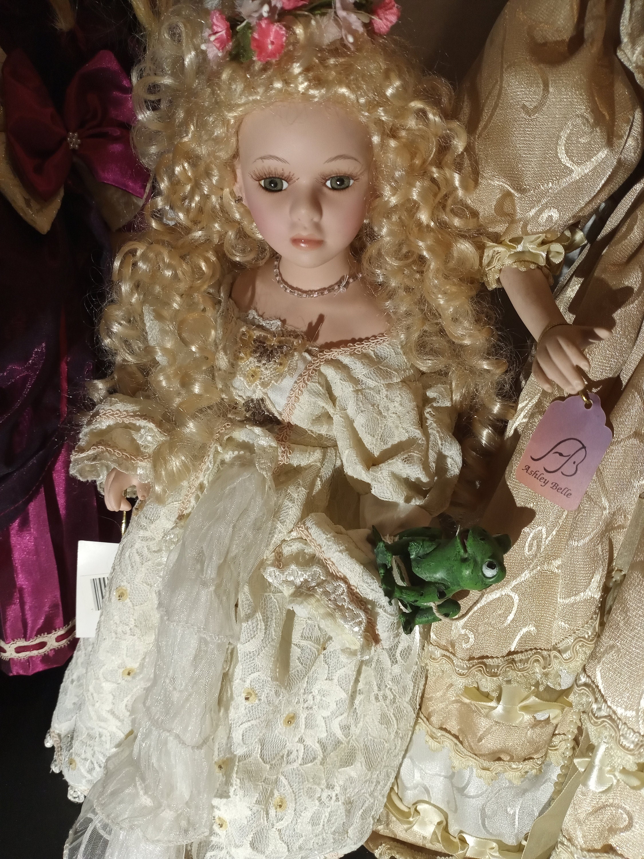 Ashley Bell Collection Doll Ugel01ep Gob Pe
