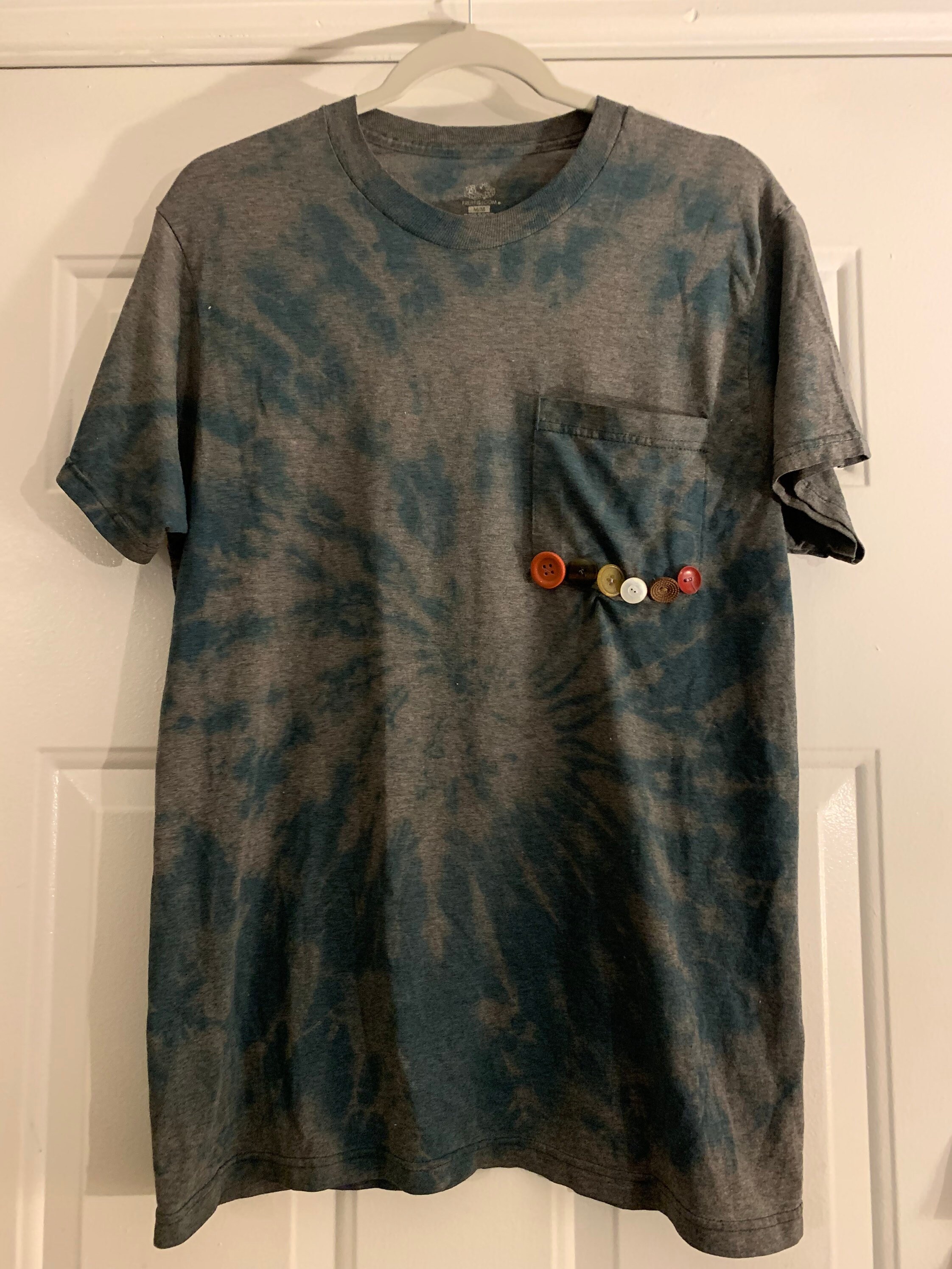 do tie dye shirts need to be washed separately