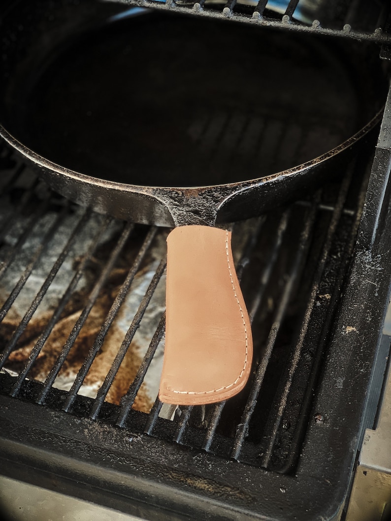 Leather Cast Iron Skillet Handle Cover Etsy