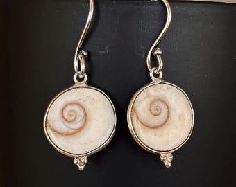 Zilveren Shiva-oogschelpoorbellen: minimalistische boho-edelsteenringen, Moederdagcadeau