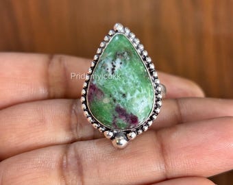 Anillo de zoisita con rubí y pera, hecho a mano en plata de ley, estilo bohemio.