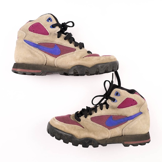 pistola desconcertado Funcionar Vintage Nike ACG Trail Hiking Boots / Womens Size 8 / - Etsy