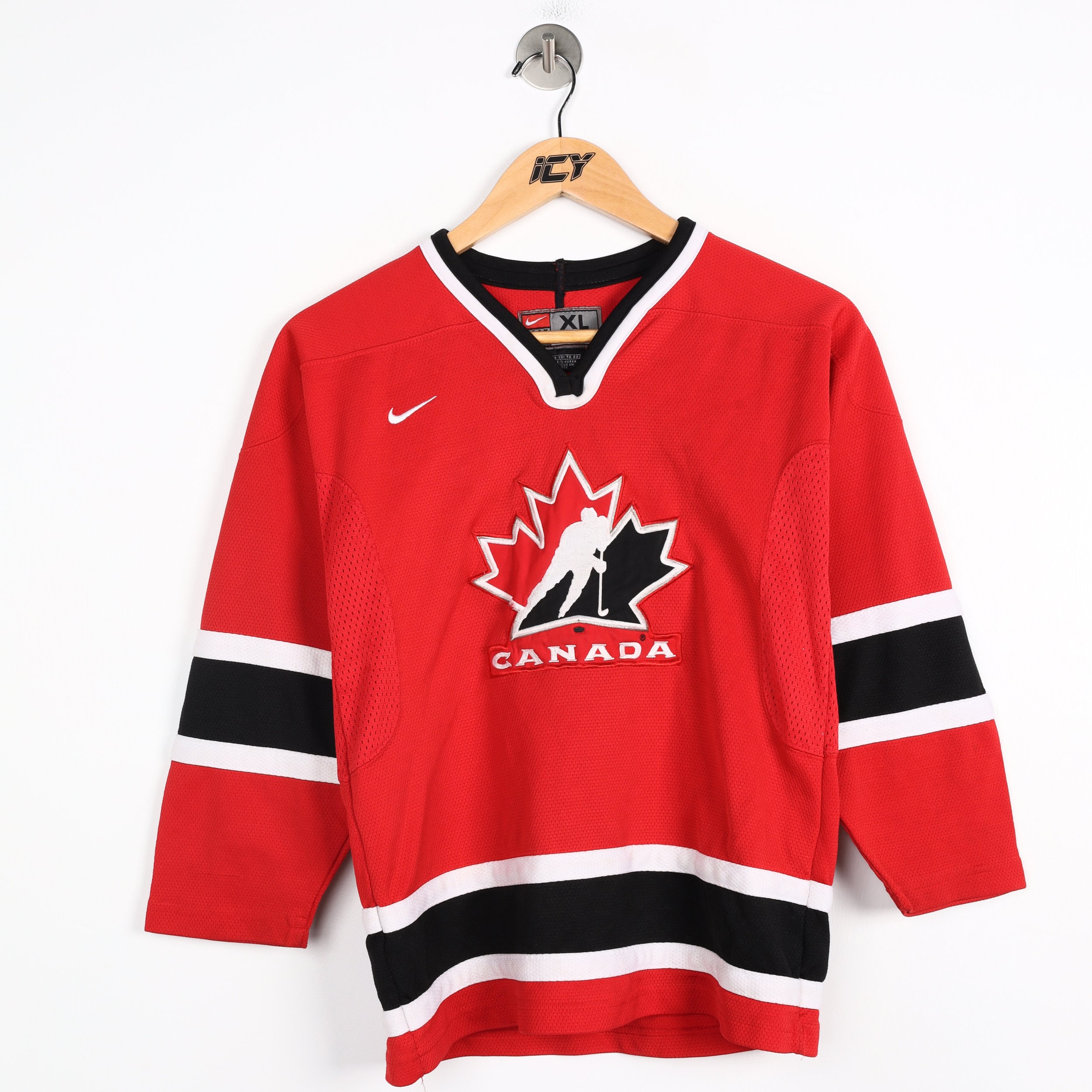  Canada Hockey Shirt Eh Team Maple Leaf Hockey Player Vintage  Pullover Hoodie : Clothing, Shoes & Jewelry