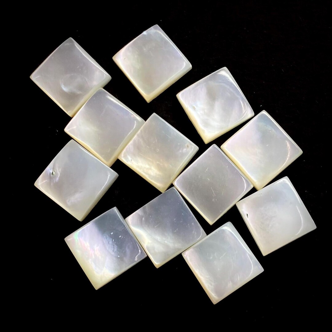thumbnail interactive-video image 1 of Grade A++ Mother Of Pearl Semi-Tumbled Gemstone Chips 5-18mm – Wholesale Bulk Lot 1 of 6
