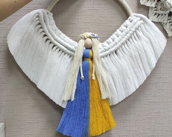 Ángel de macramé hecho a mano en Ucrania, decoración de pared de estilo ucraniano, muñeca de Ucrania, amuleto para el hogar, hada grunge