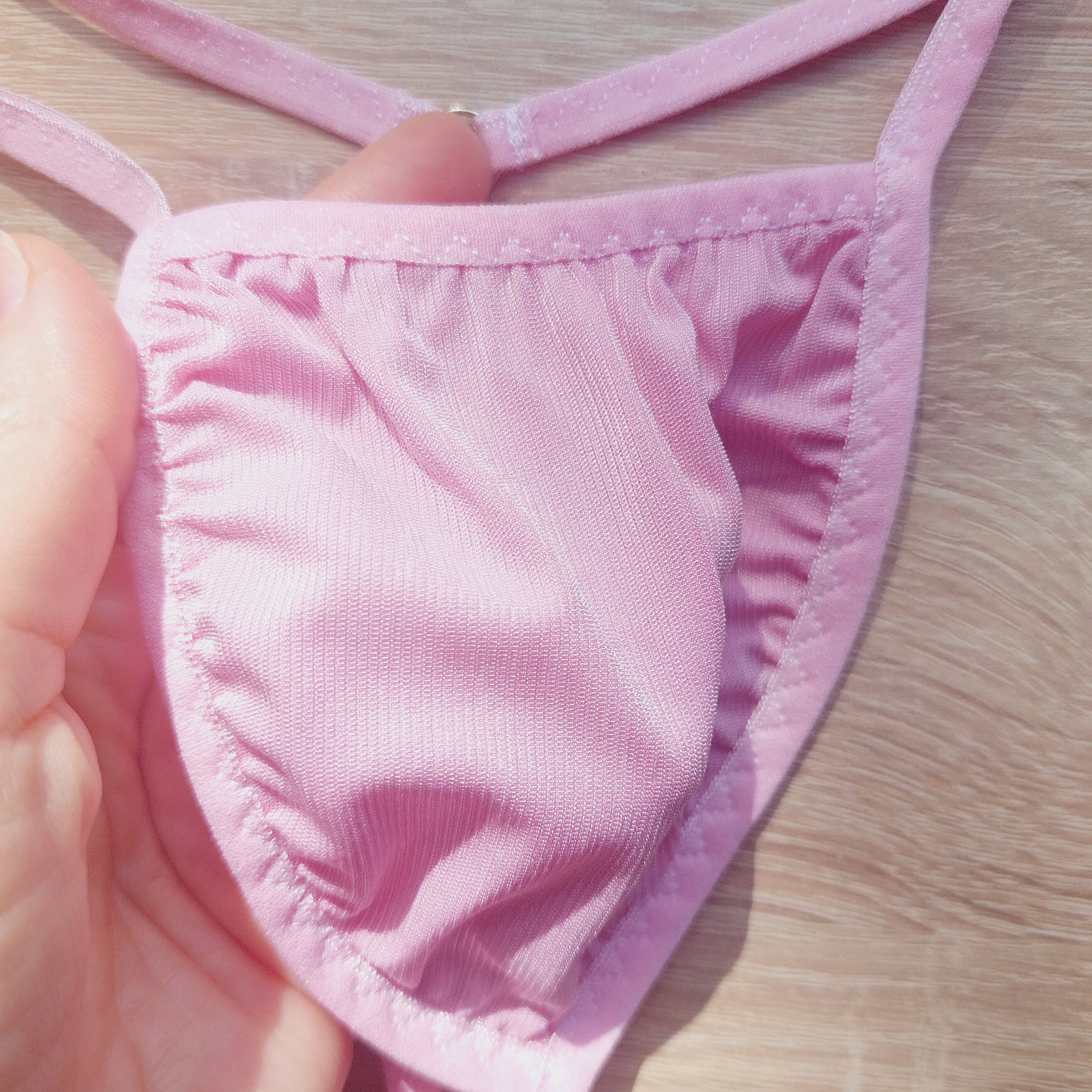 Acquista mutandine Sissy carine e sexy da uomo