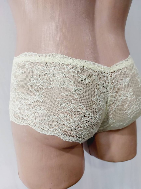 Culotte en dentelle pour homme hotsell