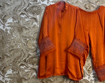 Costume Kurti Plazzo en soie orange rouille et dentelle au crochet