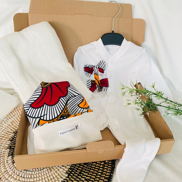 Coffret naissance bébé - Cadeau bébé  - pyjama en Wax - cadeau enfant original - style africaine - Wax authentique - Coton - Personnalisable