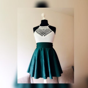 High-waisted skater skirt - custom adjustable waist possible - choice of color - high quality craftsmanship