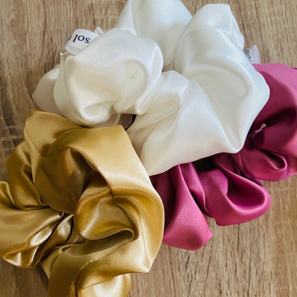 Grand Chouchou cheveux en satin - scrunchie Foulchies - satin unie - cadeau chouchou original - protecteur cheveux