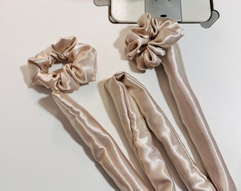 Kit boucleur cheveux naturel - Heatless Curler en Satin - Beige Champagne - Boucleur Sans Chaleur - Kit avec Ruban Boucleur et deux Scrunchi