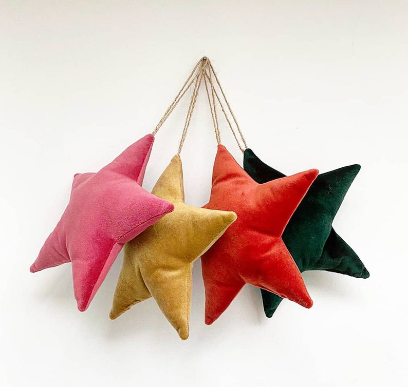 Pequeña decoración de estrella colgante de terciopelo, rosa, mostaza, naranja, regalo, almohada verde, decoración del hogar, sala de estar, dormitorio, niños/guardería. Ecléctico imagen 1