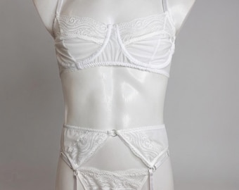 White Lace Lingerie Set for Men, Men's Lace Bra and Garter Belt Set, Sissy Pouch Panties, Male Crossdresser Underwear, Handmade 4-Piece Set