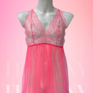 Vestido Babydoll de Renda Rosa Masculino – Lingerie Sissy Femboy – Camisola de Malha Transparente – Pijama para Crossdresser