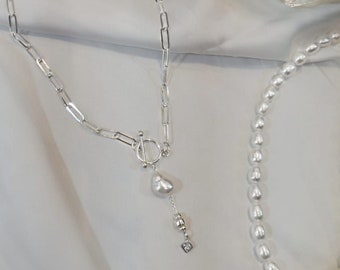 Handmade silver and peral necklace, 925 sterling silver link chain with real freshwater pearl. Unique wedding jewelry with Baroque pearls