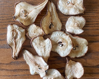 Dehydrated Pear Slices, Food Grade, Holiday Decor, Drink Garnish