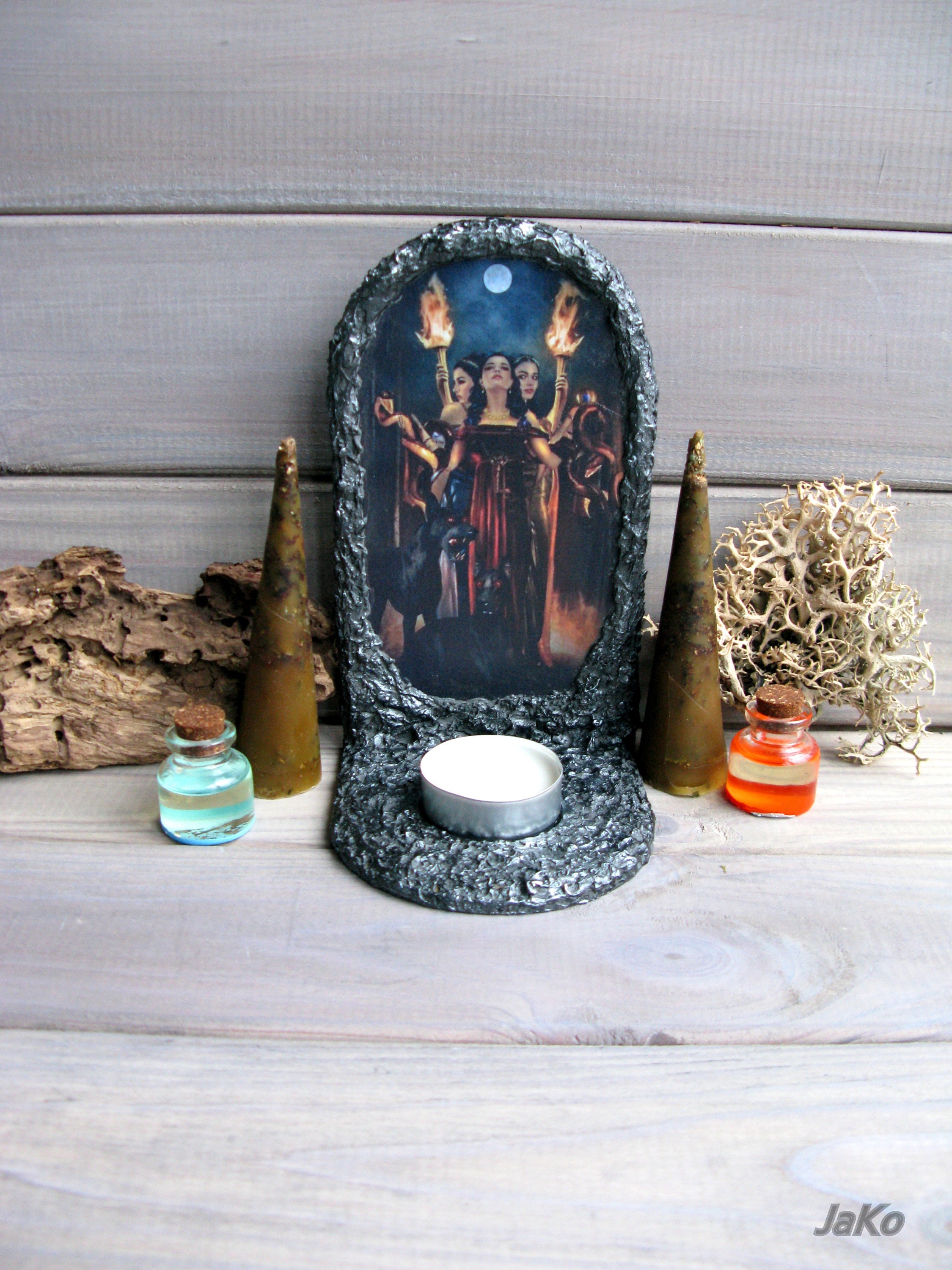 Hecate candles holder/Goddess of witchcraft magic and the moon Etsy