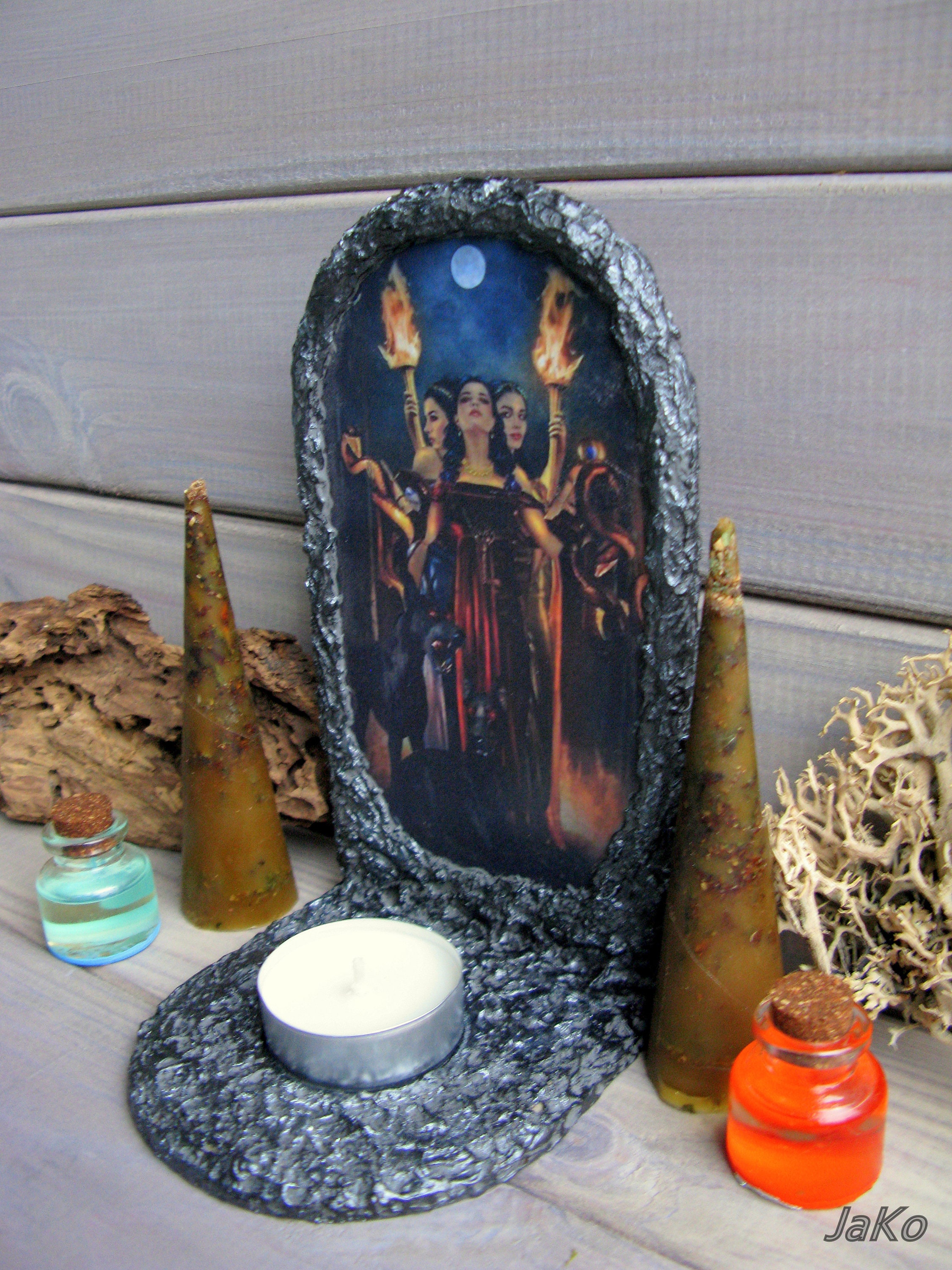 Hecate candles holder/Goddess of witchcraft magic and the moon Etsy