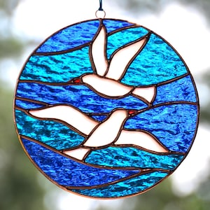 Seagull Stained Glass Suncatcher: Coastal Ocean Window Hanging