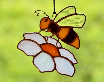 Stained glass hanging bee suncatcher for window