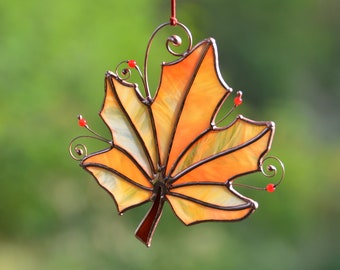 Stained glass leaf decor, window hangings, stain glass suncatcher