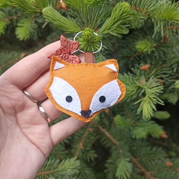 Cute fox keychain felt with autumn ivy leaf polymer clay forest woodland animal bag purse