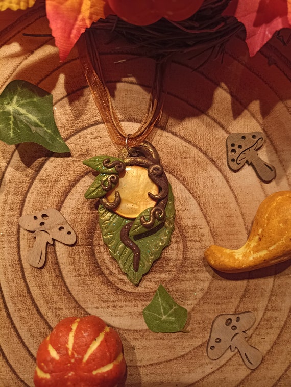 Magical Leaf Wonderful Leaf Necklace Pendant Green From Polymer