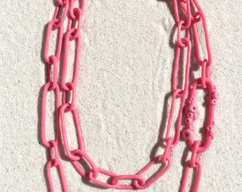 Double pink chain with light pink barnacles