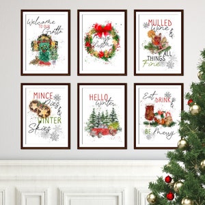 Puede incluir: Seis ilustraciones de acuarela enmarcadas con temas navideños. Las ilustraciones presentan una corona, un camión rojo, una ardilla, una taza de chocolate caliente, pasteles de carne picada y una escena de invierno. El texto en las ilustraciones incluye "Bienvenido a nuestra gruta", "Feliz Navidad", "Vino caliente y todo lo bueno", "Come, bebe y sé feliz", "Pasteles de carne picada y cielos de invierno", y "Hola invierno".