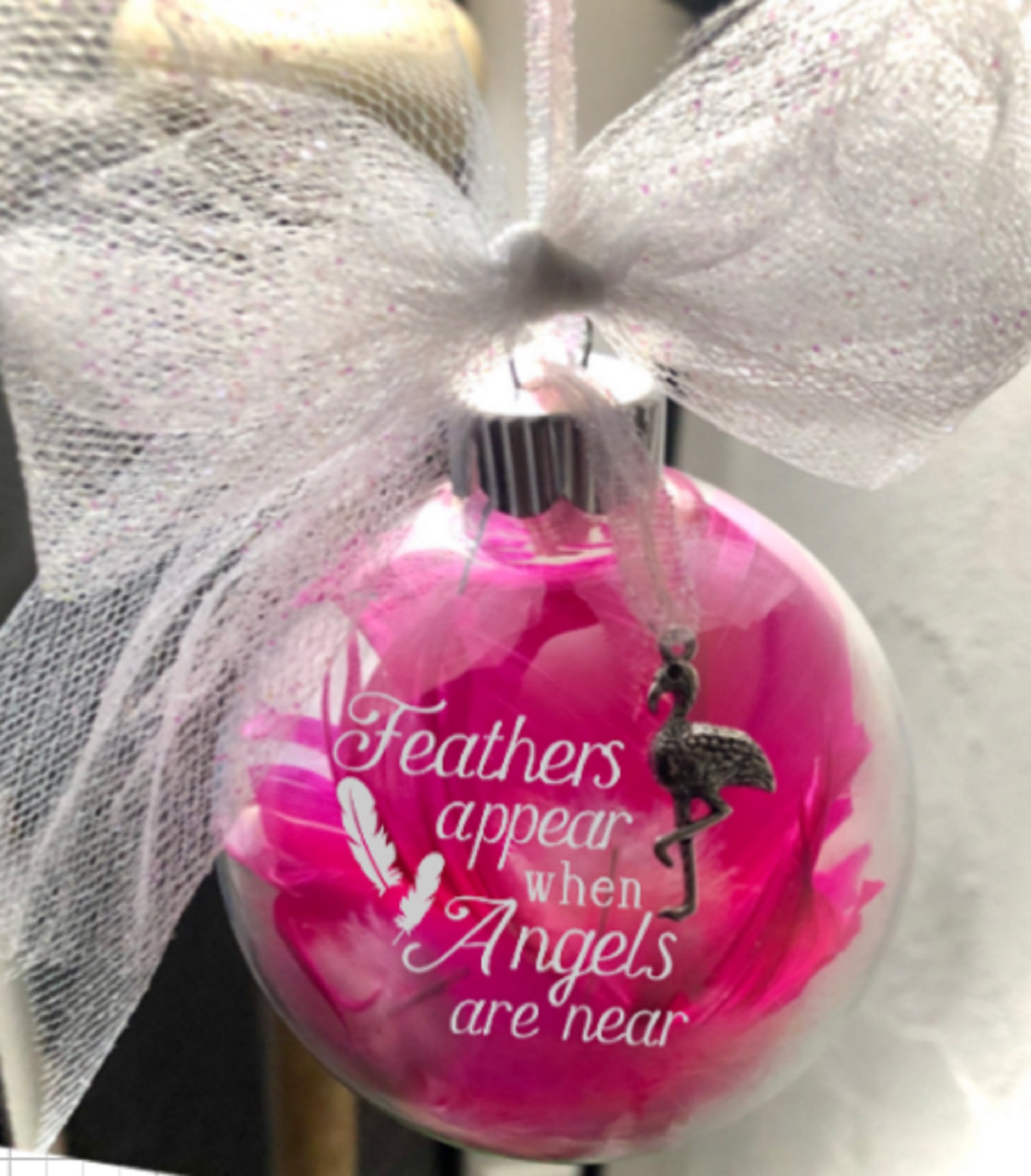 Esperanza Butler'S Insane Feather Christmas Tree! - eq89rtc
