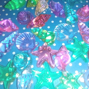 20 Pc. Mini Sea Creatures, Sea Shells, Ocean Animals, Miniature Starfish, Conch, Landscapes, Dollhouse Minis, Aquarium, Pond, Water Decor