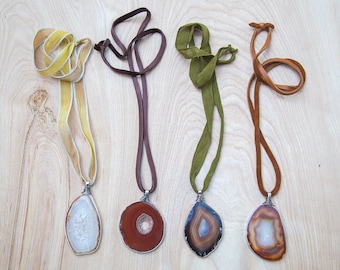 Agate Slice Necklace / Agate Necklace / Agate Slice Jewelry / Gemstone Jewelry / Agate Slice penent / Agate Slice / Boho Jewelry / Agate