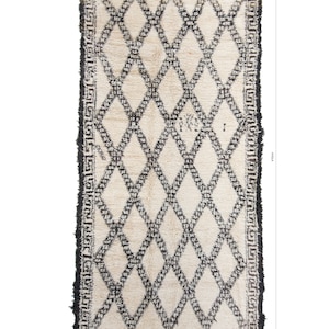 Vintage Beni Ouarain Rug 410 x 200 | Moroccan rug | Berber back