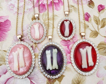 コヨーテの骨ネックレス 本物の剥製 ローズゴールド ラインストーンペンダント ゴシック ロリータ パステルゴス