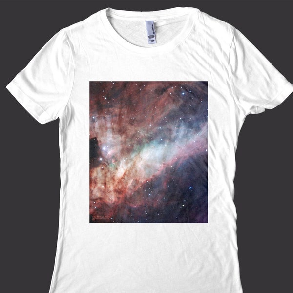 M17 The Omega Nebula Astronomy Shirt - Messier Object 17 - NGC 6618 - Science Gift - Men's, Women's, and Youth T-shirt