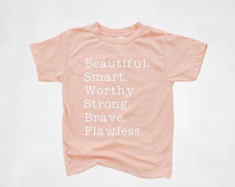 Inspirational KID/'S T SHIRT quand il pleut look pour Rainbows Slogan positive