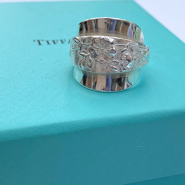 Tiffany & Co Vine Wild Rose Egg Spoon Ring Dated 1872 custom made to your size. (Postage within 1 day)