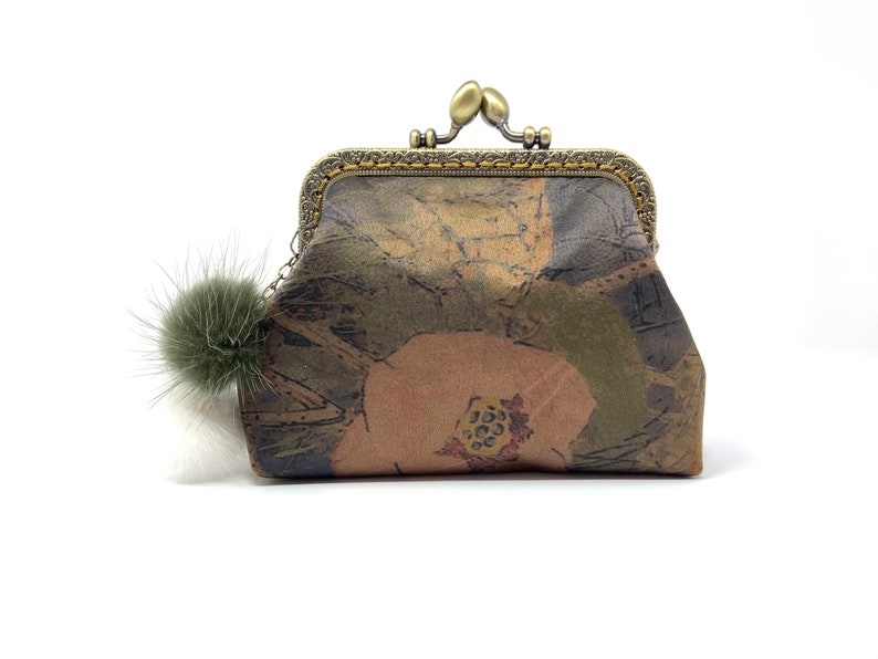 Handmade Green Brown Oriental Japanese Lotus Flower Floral Botanic Printed Kiss Lock Clasp Change Coin Purse Pouch