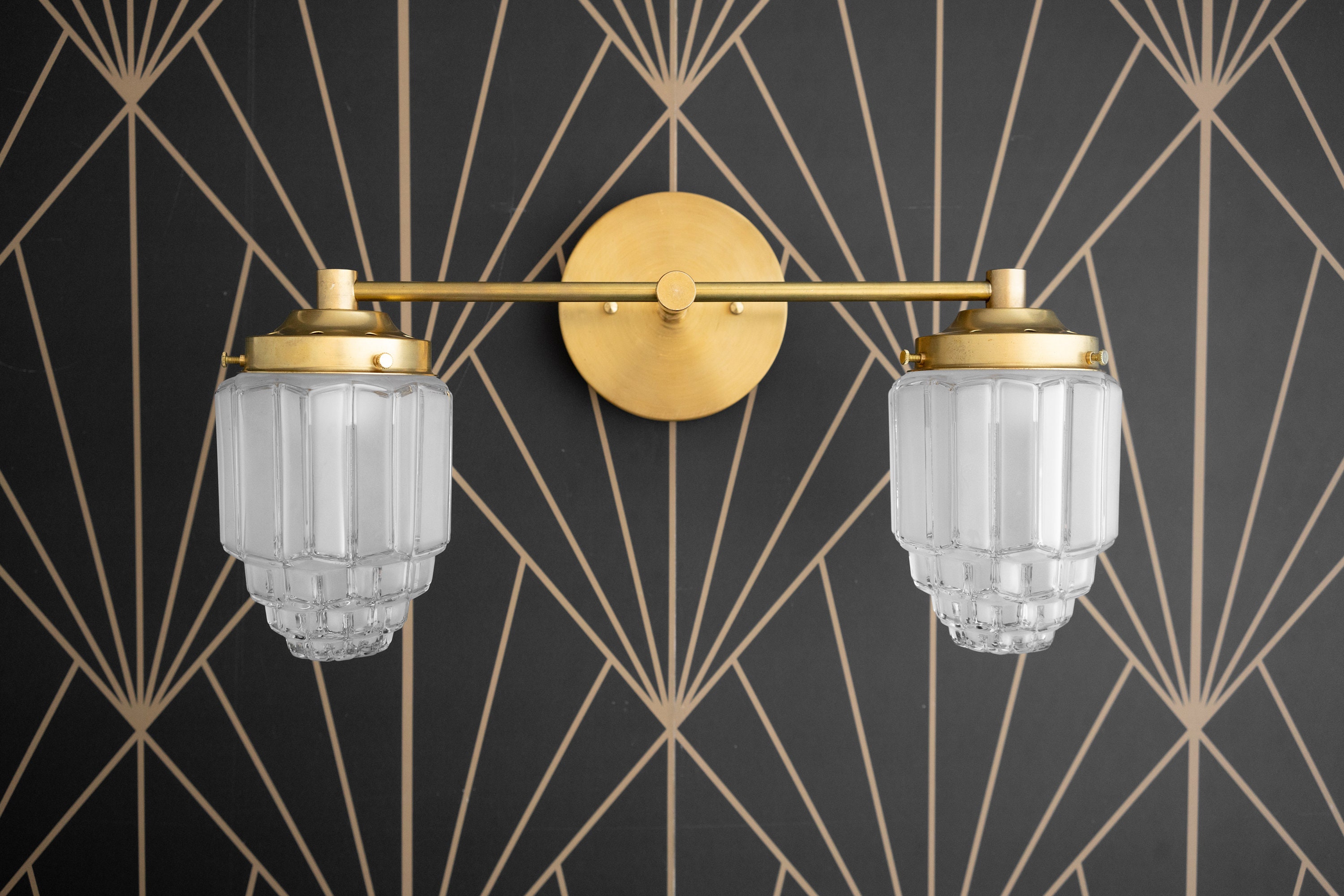 Art Deco Bathroom Mirror With Light Everything Bathroom