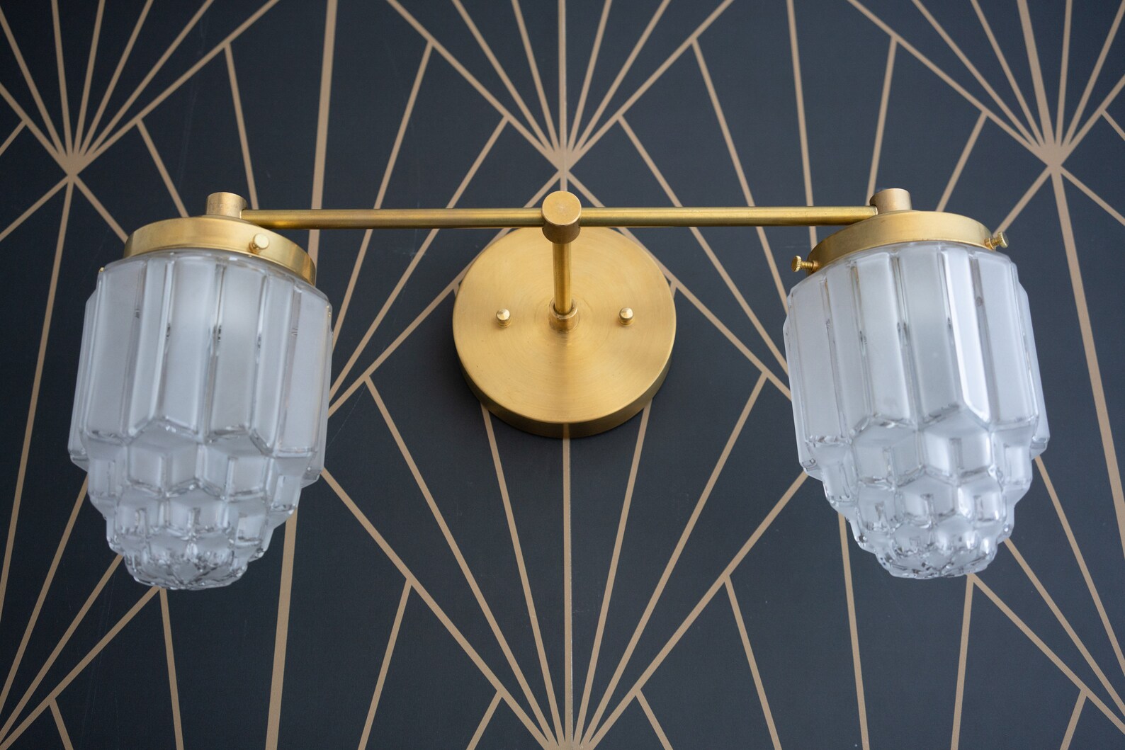 Vanity Light Art Deco Fixture Skyscraper Shade Mirror Light Bathroom