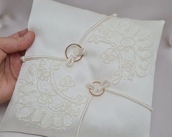Wedding ring bearer pillow Ivory lace ring holder