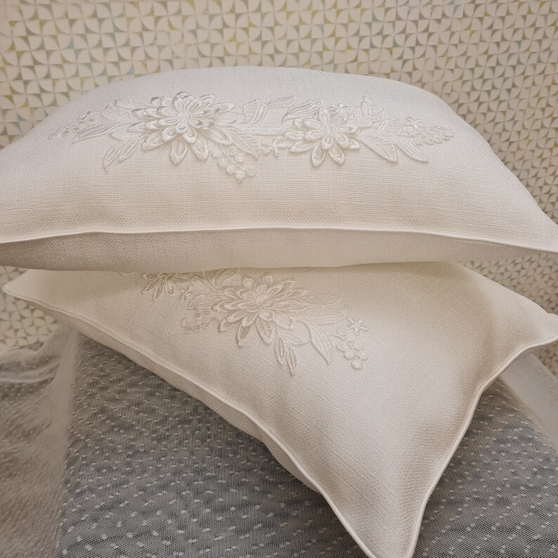 Wedding Pillows for Kneeling With 3D Lace Applique off White Etsy