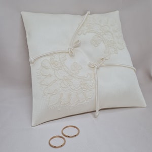 Wedding ring bearer pillow Ivory lace ring holder image 8